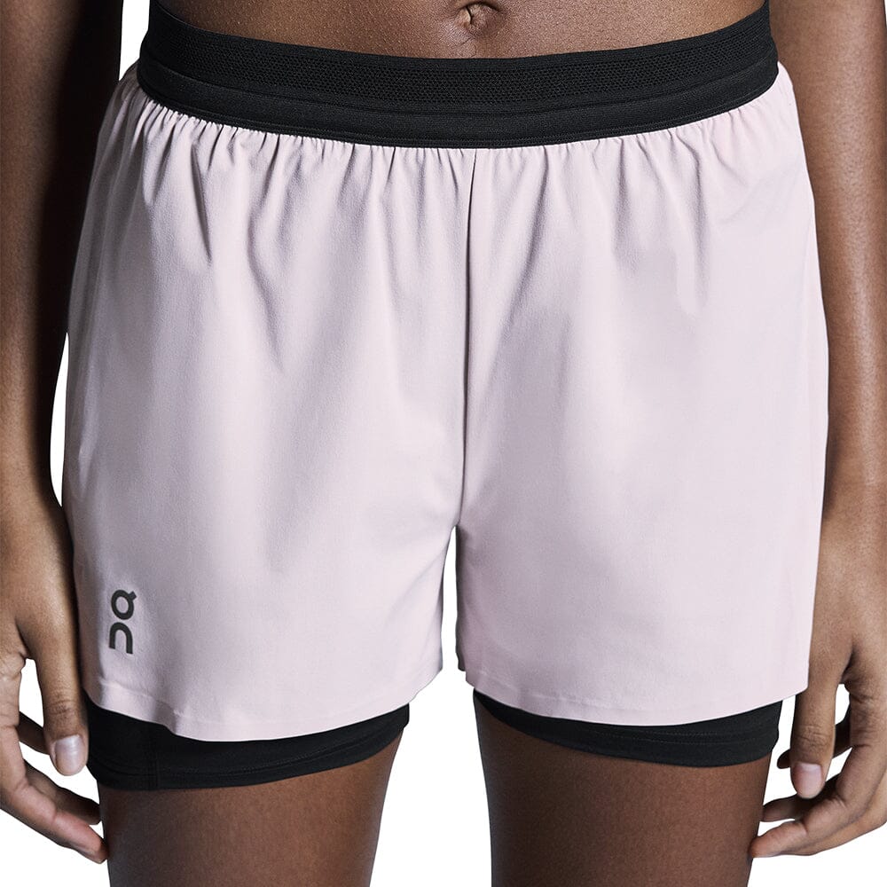 On Women's 3" Performance 2/1 Shorts - BlackToe Running#colour_mauve-black