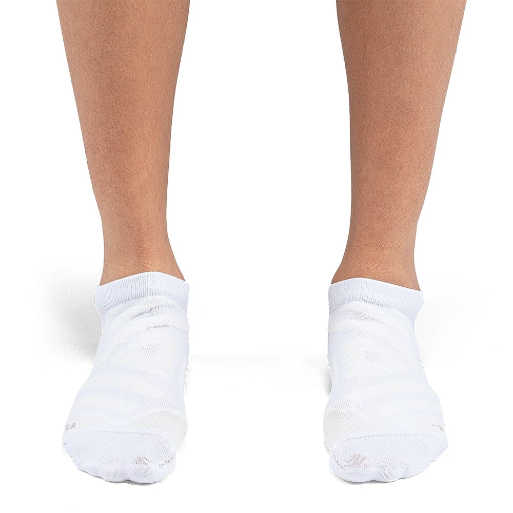 On Women's Performance Ultralight Cushion Tab Socks - BlackToe Running#colour_white-ivory