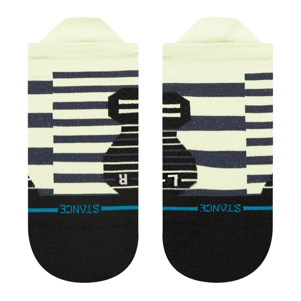 Stance Run Staggered Ultra Light Tab Socks - BlackToe Running#colour_black