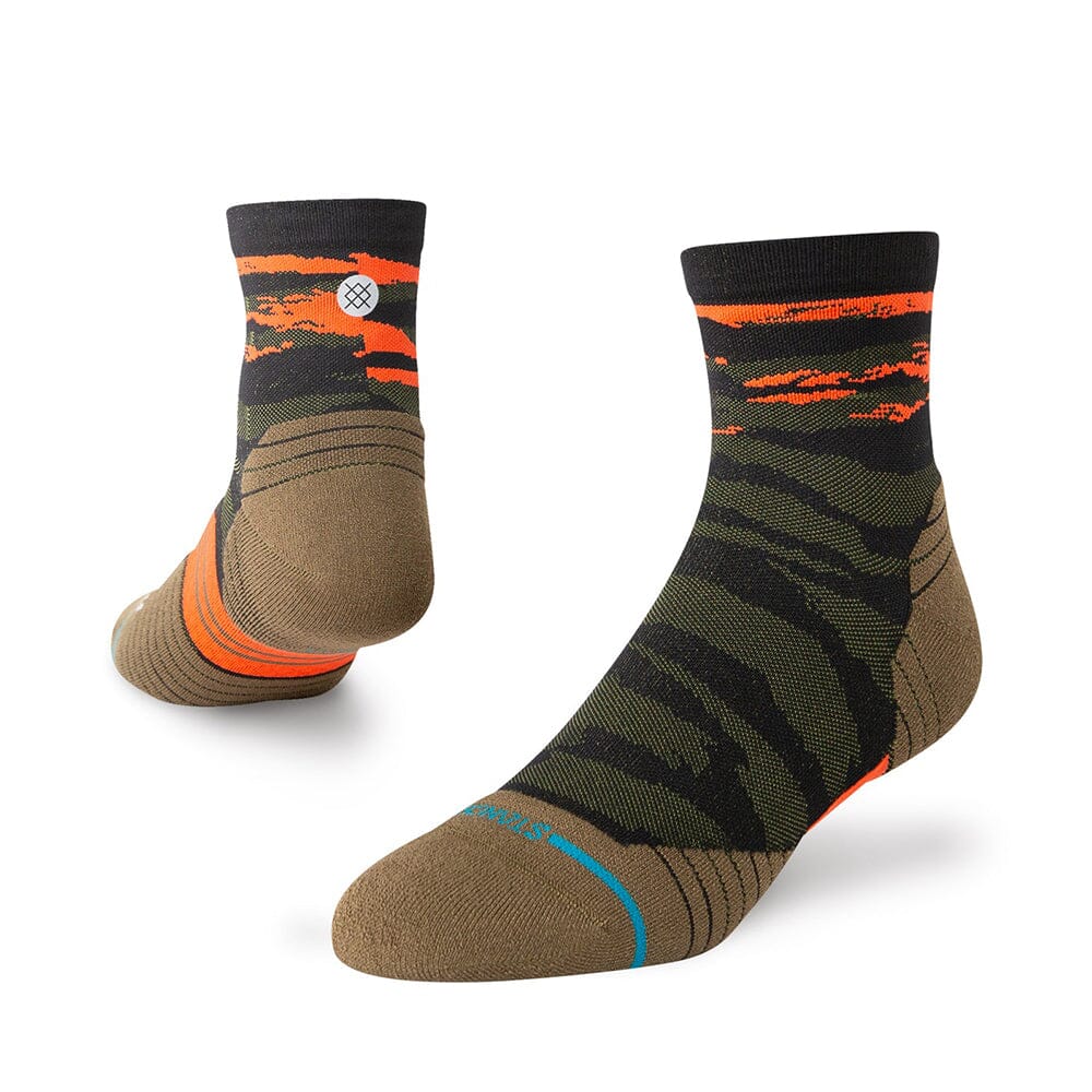 Stance Run Primal Light Cushion Quarter Socks - BlackToe Running#colour_olive