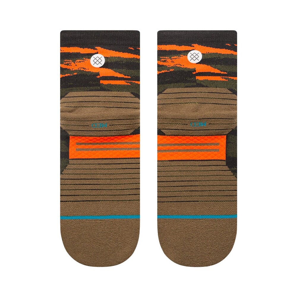 Stance Run Primal Light Cushion Quarter Socks - BlackToe Running#colour_olive