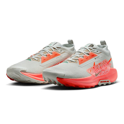 Nike Men's Pegasus Trail 5 GORE-TEX - BlackToe Running#colour_light-silver-hyper-crimson-wild-mango