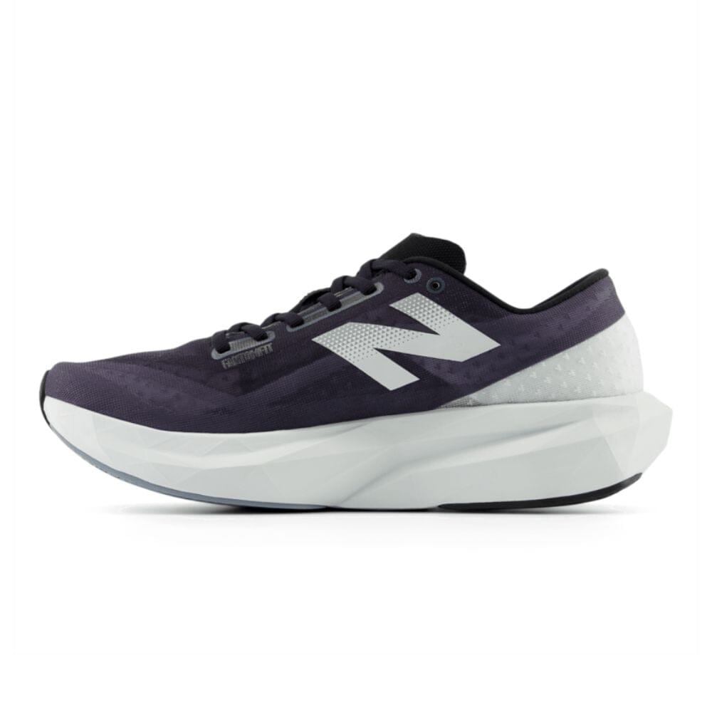 New Balance Men s FuelCell Rebel v4