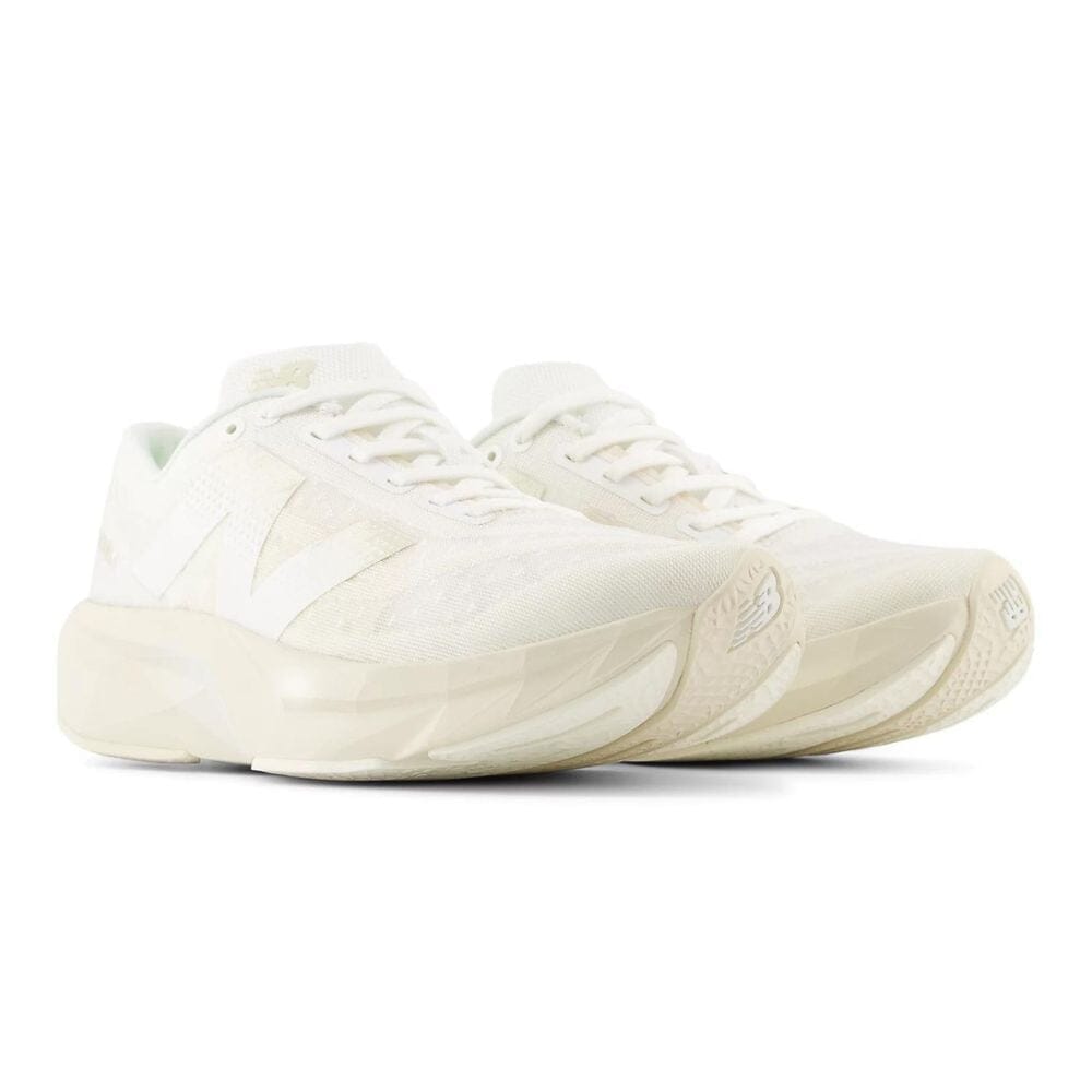 New Balance Women's FuelCell Rebel v4 - BlackToe Running#colour_white-linen-sea-salt