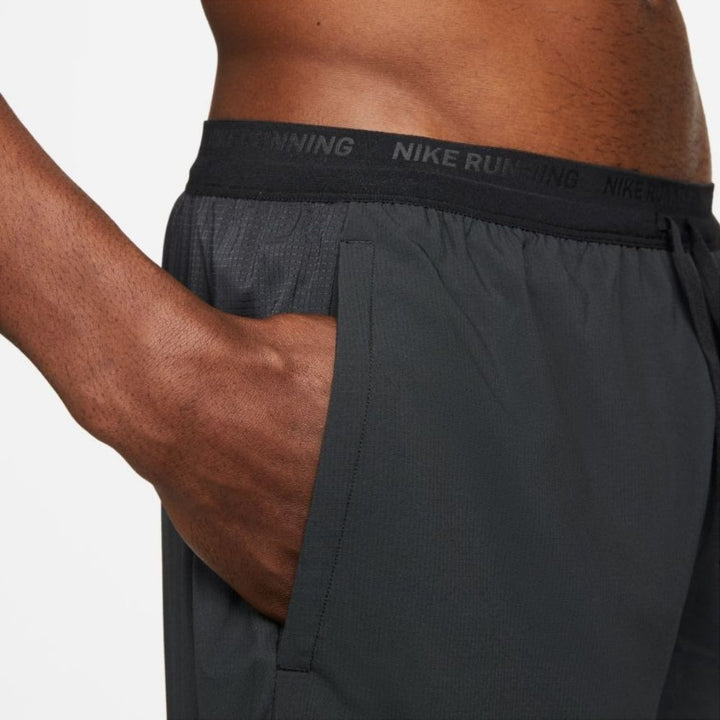 Nike Men s Dri FIT Stride 5 Brief Lined Running Shorts BlackToe Running Inc